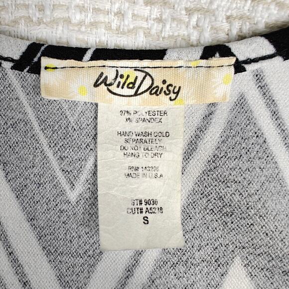 Wild Daisy Black White Chevron Mini Dress Lace Waist Cut Out Juniors S - Picture 6 of 8